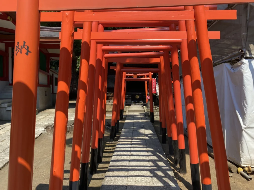 Shinagawa Shrine, torii gate, torii, shrine gate, 